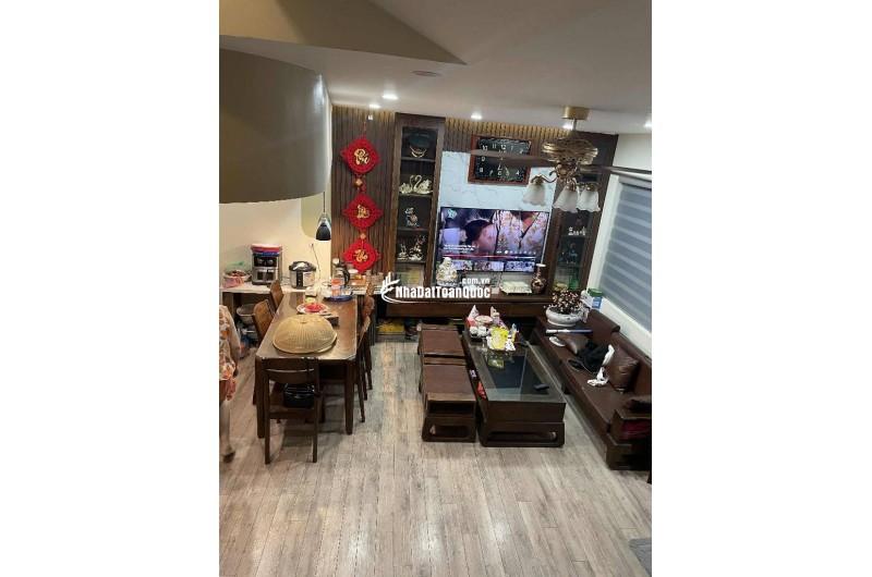 Bán gấp nhà Hồ Tùng Mậu – mặt tiền siêu rộng – 30m ra phố – một nhà ra ô tô – sát nhà ga tầu điện – giá nhỉnh 9 tỷ